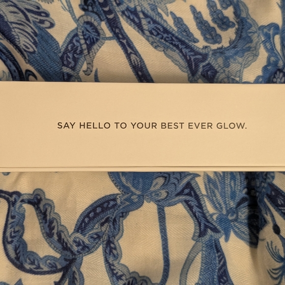 The Glowgetter Edit Tan-Luxe Light/Medium - New In Box - Picture 9 of 10